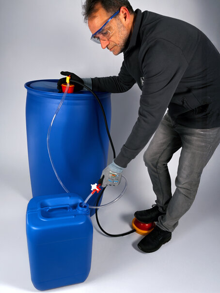 OTAL® foot pump with hose & stopcock 