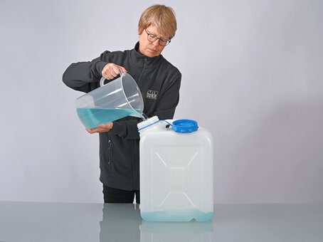 Wide neck canister