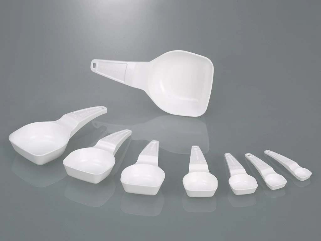 Disposable scoops, spoons, spatulas, scrapers, single-use samplers Spoons -  dosing and measuring spoons, sample-spoons, spoon spatulas, sampling spoons  detectable - Samplers, sampling equipment for quality control, barrel  pumps, drum pumps, laboratory