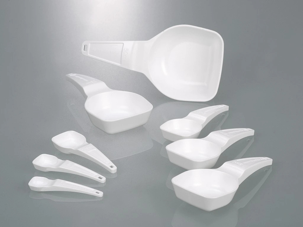 Disposable scoops, spoons, spatulas, scrapers, single-use samplers Spoons -  dosing and measuring spoons, sample-spoons, spoon spatulas, sampling spoons  detectable - Samplers, sampling equipment for quality control, barrel  pumps, drum pumps, laboratory